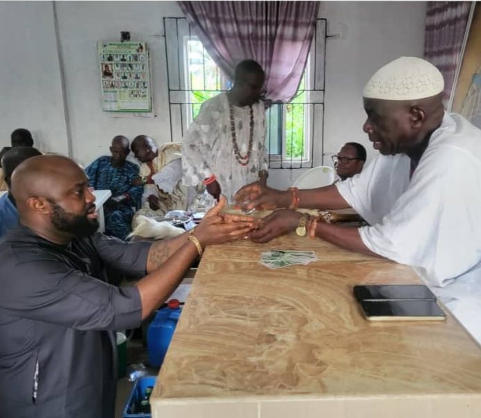 Royal Endorsement: Monarch Bestows Blessings on Ondo Consensus Candidate, Dr. Olumuyiwa Daramola Ahead of Elections